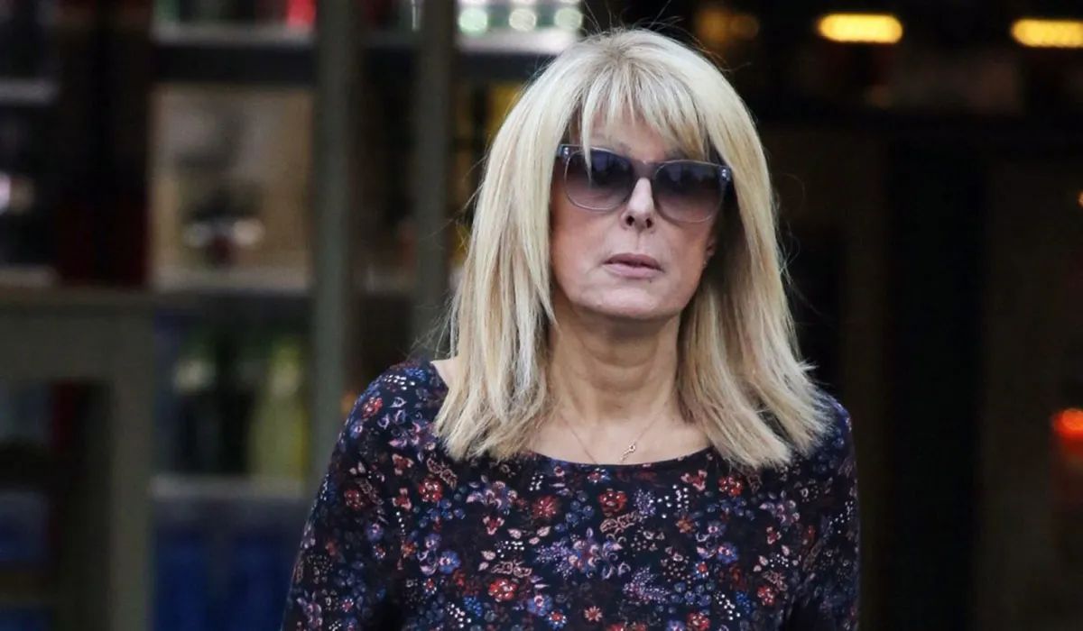 Δρούτσα: «Με πήρε ο Καρβέλας όταν χώρισε με την Άννα & σκέφτηκα να τούς γράψω το διαζύγιο»