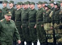 Λευκορωσία: Τα “βλέμματα στραμμένα” στη γείτονα της Ουκρανίας – Ανησυχητική μετακίνηση στρατευμάτων της Λευκορωσία: Τα “βλέμματα στραμμένα” στη γείτονα της Ουκρανίας – Ανησυχητική μετακίνηση στρατευμάτων της