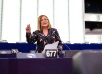 Μαρία Σπυράκη: Ζητώ την άρση της ασυλίας μου