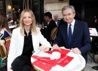 LVMH: Ο Μπερνάρ Αρνό αφήνει κληρονόμο και CEO της Dior την κόρη του