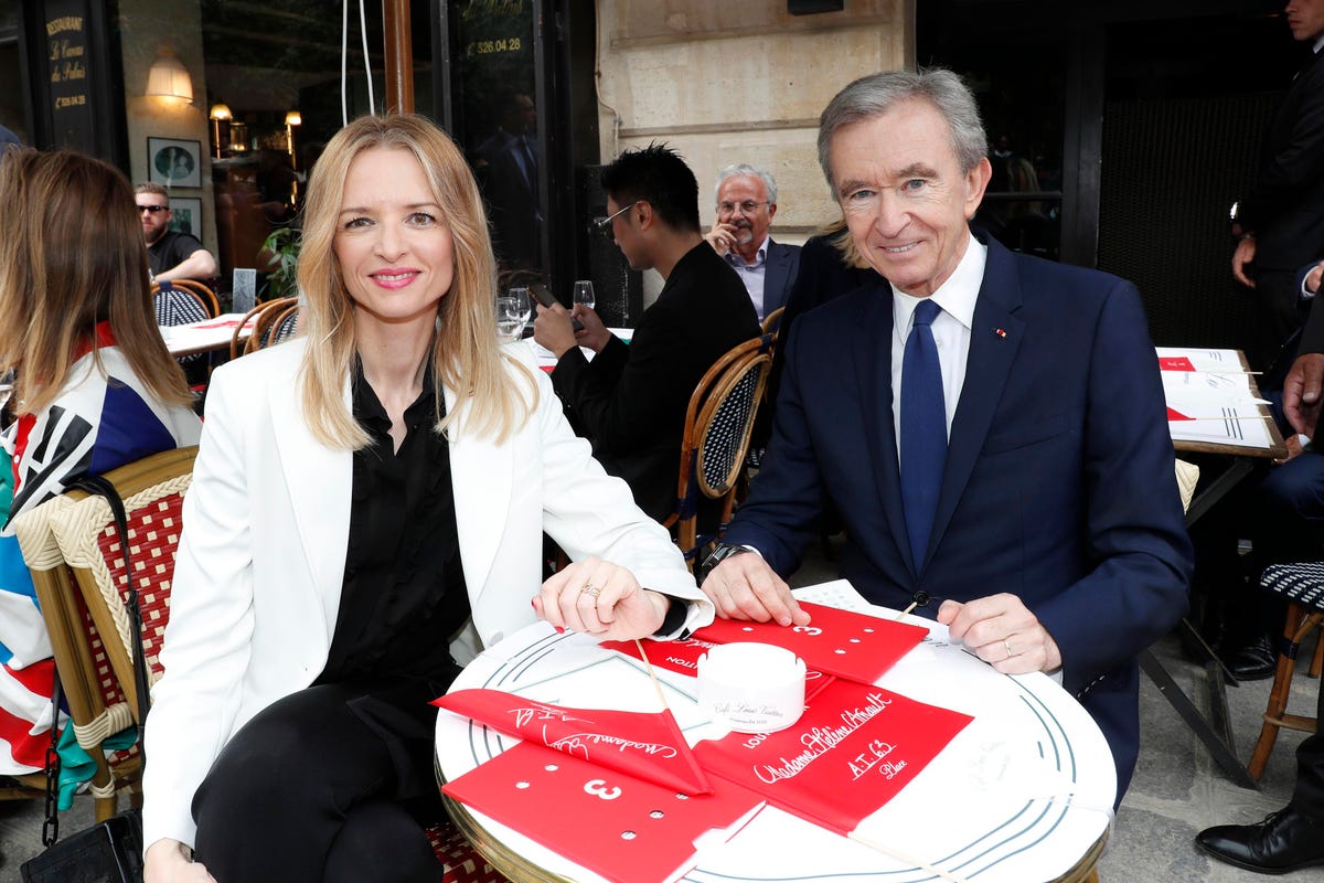 LVMH: Ο Μπερνάρ Αρνό αφήνει κληρονόμο και CEO της Dior την κόρη του
