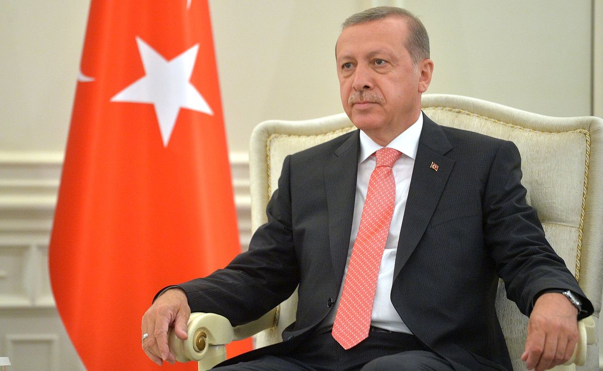 1200px-Vladimir_Putin_and_Recep_Tayyip_Erdoğan_2015-06-13_3