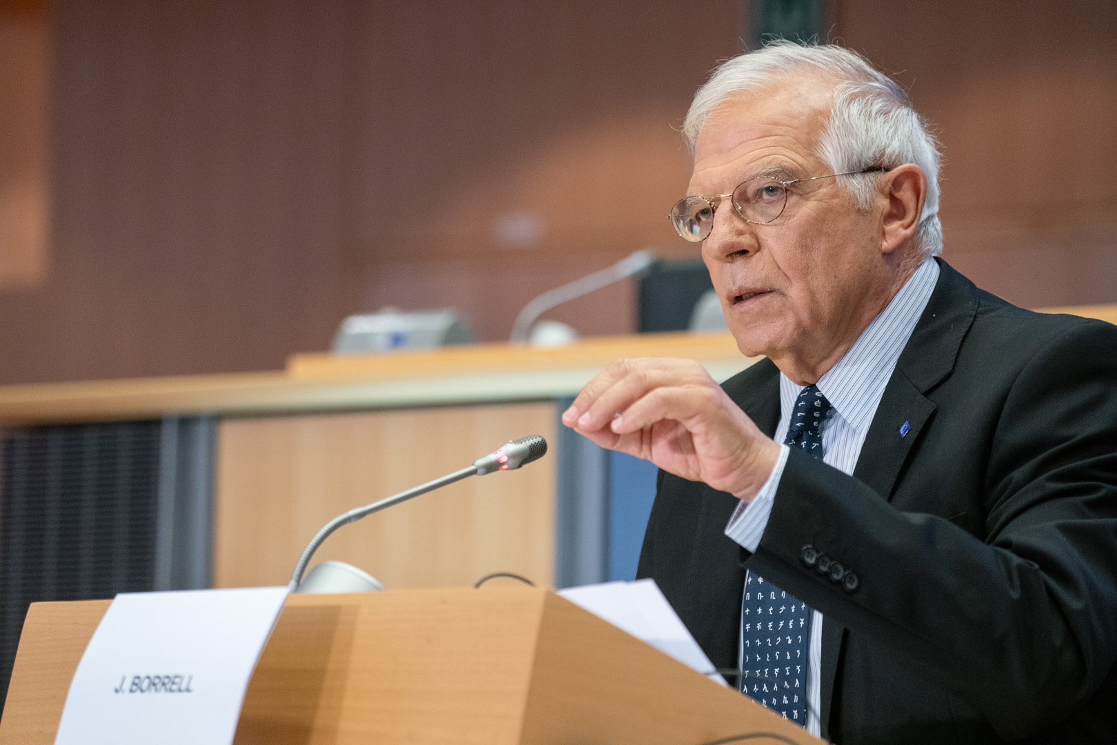 Έκτακτη επίσκεψη Μπορέλ στο Μαρόκο για παράνομα εμβάσματα – Τι απαντά η ΕΕ
