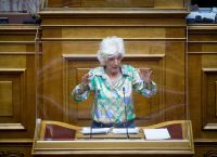 Γιατί ακριβώς η κ. Αναγνωστοπούλου εγκαλεί την κυβέρνηση;
