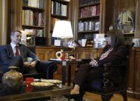 Μητσοτάκης σε Σακελλαροπούλου: Συστηματικές και αθόρυβες κινήσεις για την επιστροφή των Γλυπτών του Παρθενώνα