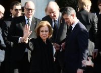 Κηδεία βασιλιά Κωνσταντίνου: Το τελετουργικό, το πρωτόκολλο, οι υψηλοί προσκεκλημένοι και τα συνθήματα [vid]