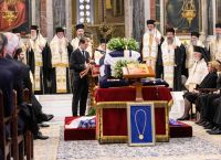 Κηδεία Κωνσταντίνου: Ποιοι βρέθηκαν στην Μητρόπολη Αθηνών [pics,vid]