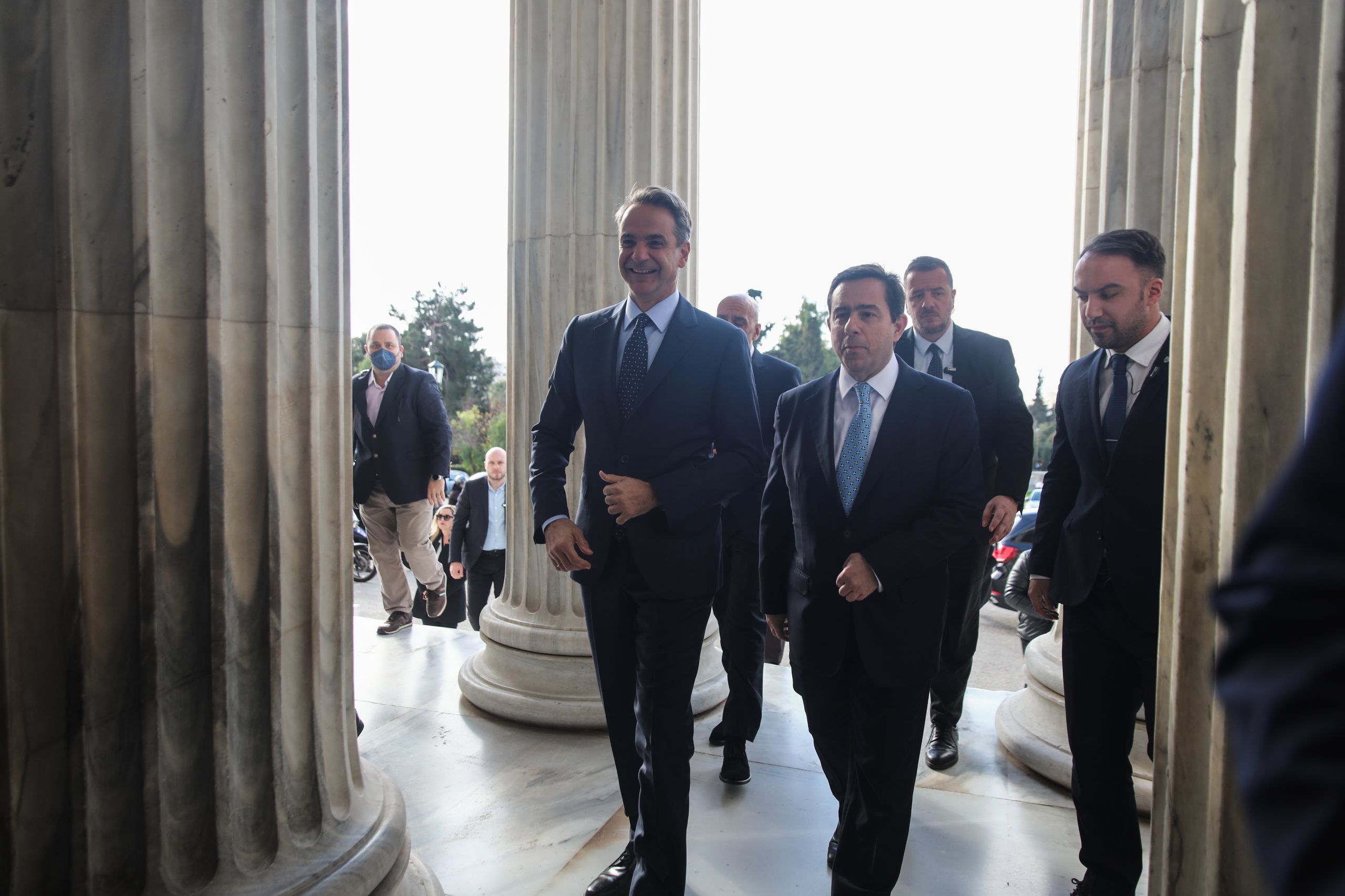 Στήριξη Μητσοτάκη σε Μηταράκη: Η Ελλάδα πρωταγωνιστεί και κρατά ασφαλή τα εθνικά και ευρωπαϊκά σύνορα