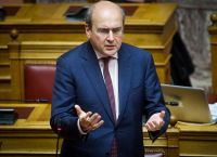 Παρακολουθήσεις Χατζηδάκης: Δεν συνδέω τον Πρωθυπουργό, θέλω να ερευνηθεί το θέμα [vid]