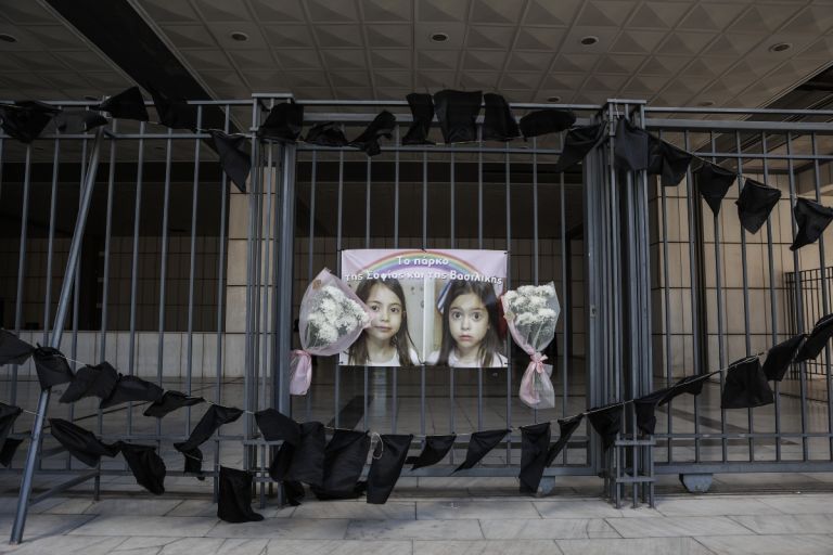 Δίκη για το Μάτι: “Ήρθε πάνω μου κάτι σαν ξύλο, τελικά ήταν πτώμα” [vid]