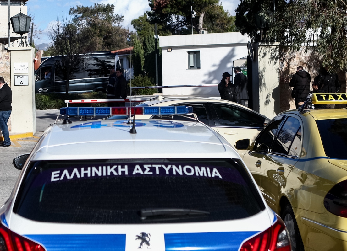 Κολλέγιο Αθηνών: Λήξη συναγερμού – Δεν εντοπίστηκε κάποιος ύποπτος [pics,vid]