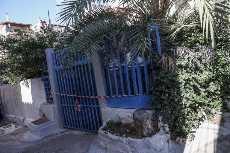 Γυναικοκτονία στη Νίκαια: Στο νοσοκομείο ο 50χρονος που στραγγάλισε τη σύζυγό του [vid]