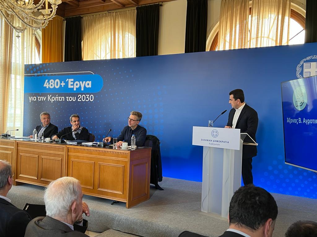 Σκρέκας: «Στην Κρήτη το 100% της κατανάλωσης ηλεκτρικής ενέργειας θα παράγεται από ΑΠΕ το 2030»