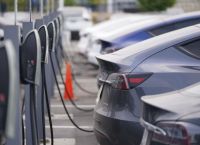 Παγκόσμιο ρεκόρ για τους Νορβηγούς – Το 80% των νέων αυτοκινήτων το 2022 ήταν ηλεκτρικά