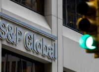 S&P Global για Ελλάδα: Σταθερή επιδείνωση της υγείας του ελληνικού μεταποιητικού τομέα