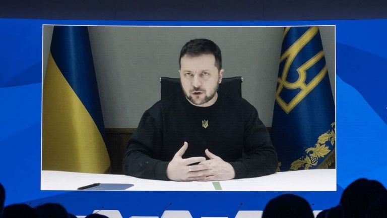 Νταβός 2023: Άτυπο debate Όλαφ Σολτς- Βολοντίμιρ Ζελένσκι στο Παγκόσμιο Οικονομικό Φόρουμ [vid]