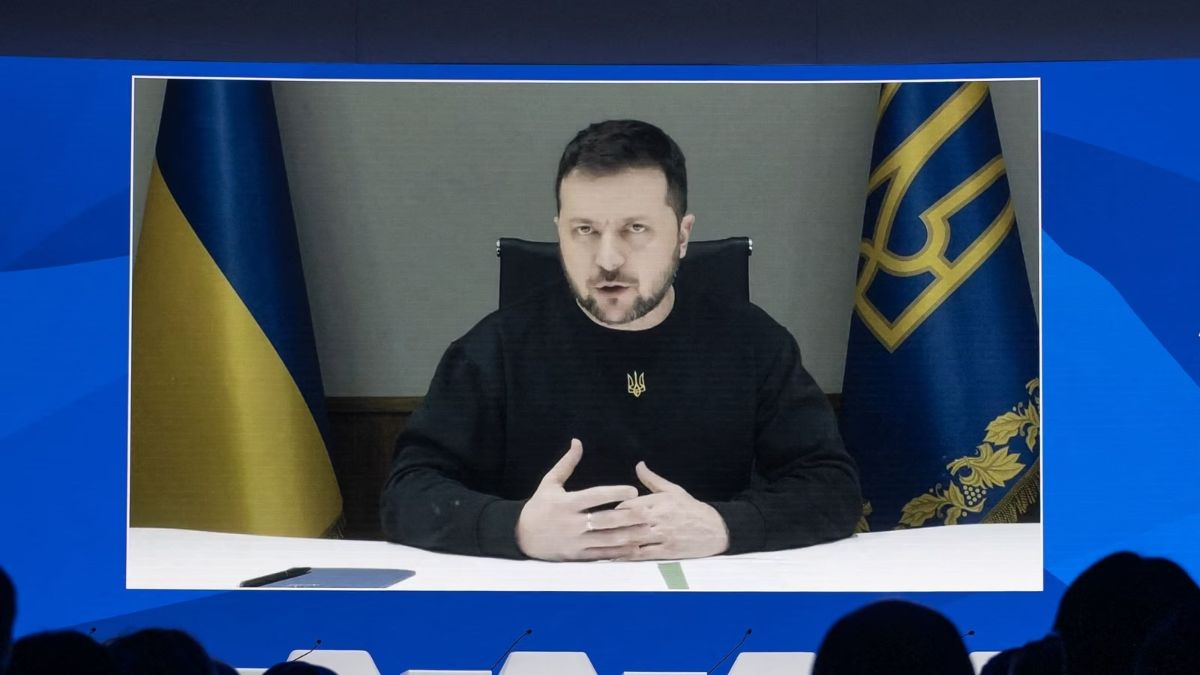Νταβός 2023: Άτυπο debate Όλαφ Σολτς- Βολοντίμιρ Ζελένσκι στο Παγκόσμιο Οικονομικό Φόρουμ [vid]