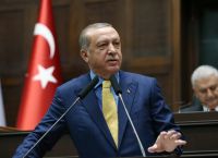 Economist: Σε απολυταρχική κατεύθυνση ο Ερντογάν Economist: Σε απολυταρχική κατεύθυνση ο Ερντογάν