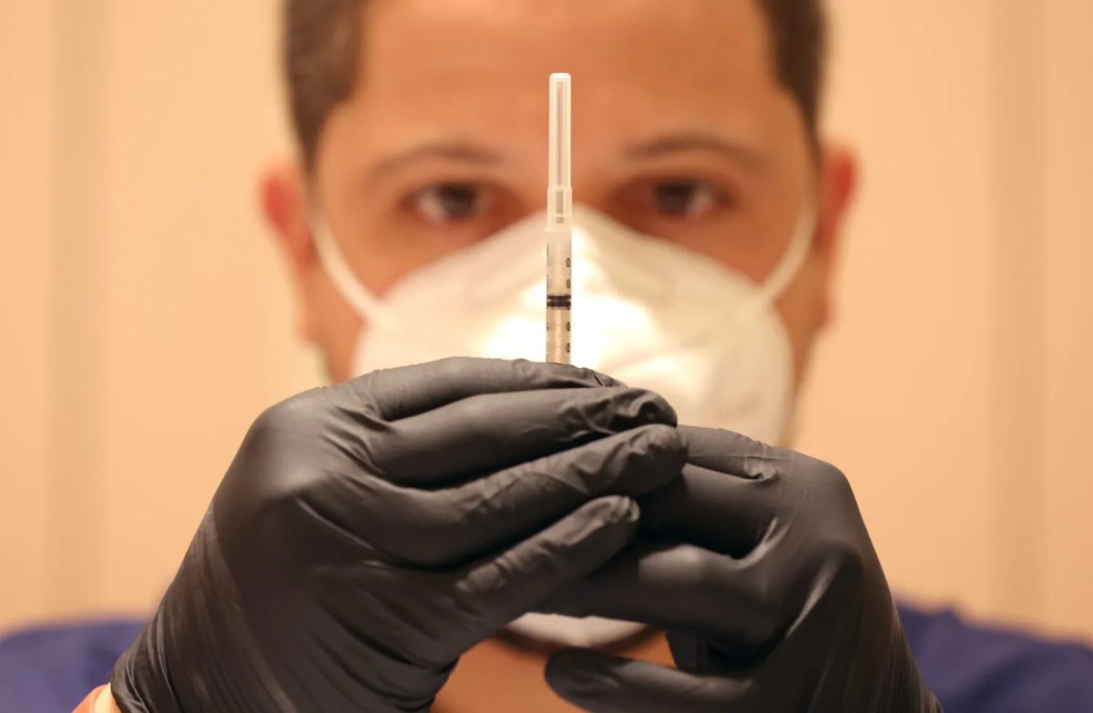 «Μπορεί να υπάρχει ήδη στη χώρα η υποπαραλλαγή Κράκεν» [vid]