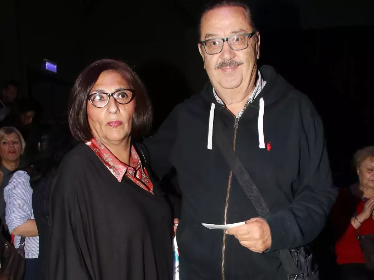 Τάσος Κωστής για τη γυναίκα του: «Έχει τα στοιχεία της γκόμενας, της ερωμένης, της μάνας και της συζύγου»