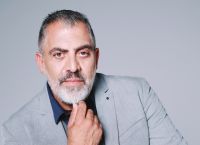 Κούλλης Νικολάου: «Παρακαλούσα γονατιστός στον τάφο του Αγίου Νεκταρίου να κάνει καλά το παιδί μου»