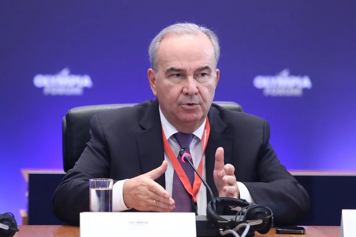 Παπαθανάσης: Το market pass θα δοθεί στα νοικοκυριά χωρίς υποχρέωση αγορών