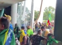 Βραζιλία: Χάος από εισβολή οπαδών του Μπολσονάρου σε κυβερνητικά κτίρια