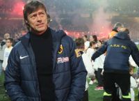 Αλμέιδα: “Ομάδα και κόσμος να συνεχίσουμε ενωμένοι, να περιοριστεί η χρήση των καπνογόνων” Αλμέιδα: “Ομάδα και κόσμος να συνεχίσουμε ενωμένοι, να περιοριστεί η χρήση των καπνογόνων”