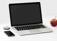 Le Figaro: 40% κάτω οι υπολογιστές Mac