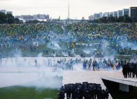 Η ευρωπαϊκή δεξιά καταδικάζει την εξέγερση