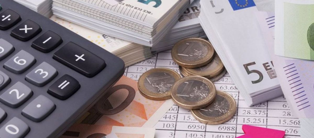 Κατά 9,6% αύξηση στις εισφορές των επαγγελματιών [vid]