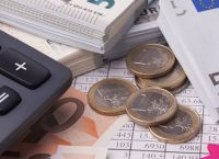 Κατά 9,6% αύξηση στις εισφορές των επαγγελματιών [vid]
