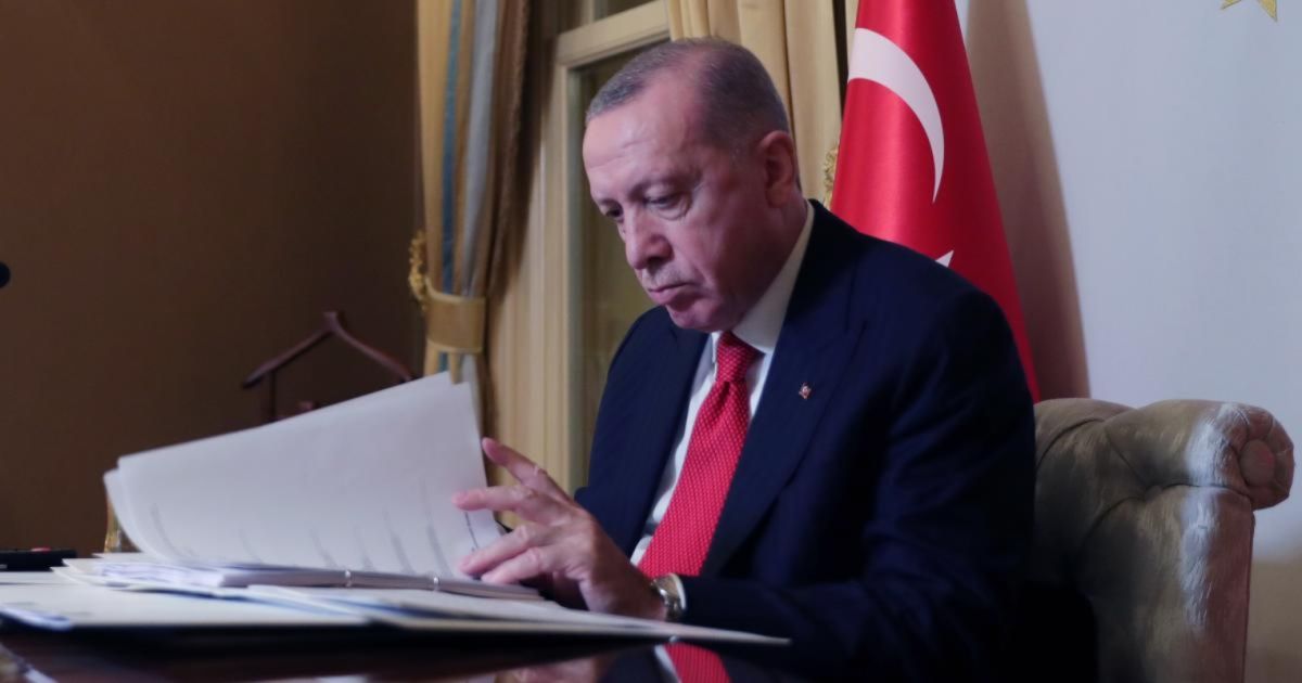 Economist: Ο Ερντογάν είναι ένας νταής