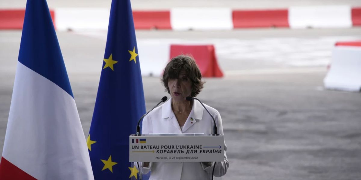 Οι Ιρανοί διέταξαν το κλείσιμο του Γαλλικού Ινστιτούτου