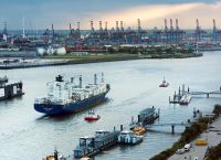 DW: Η Γερμανία θέλει να κόψει κάθε συναλλαγή από την Κίνα