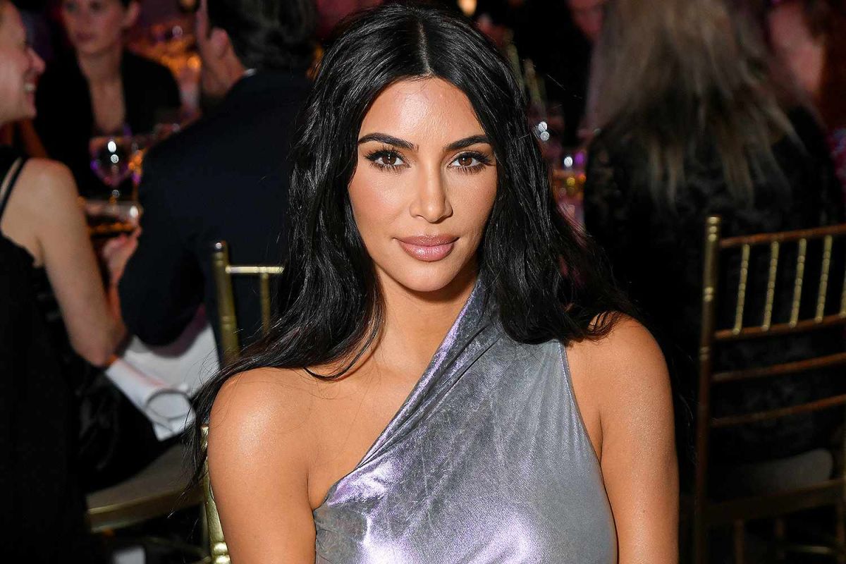 Kim Kardashian: Για πρώτη φορά μας δείχνει τα πραγματικά της μαλλιά μήκος και χρώμα – Θα εκπλαγείτε [vid]