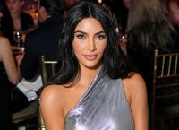 Kim Kardashian: Για πρώτη φορά μας δείχνει τα πραγματικά της μαλλιά μήκος και χρώμα – Θα εκπλαγείτε [vid]