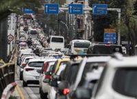 Κυβέρνηση: Στην ατζέντα φθηνότερα τέλη και ασφάλιστρα για νέους Κυβέρνηση: Στην ατζέντα φθηνότερα τέλη και ασφάλιστρα για νέους