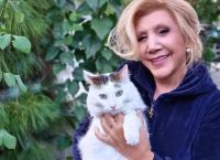 Λίτσα Πατέρα: «Νοσώ από κορονοϊό με ήπια συμπτώματα» [vid]