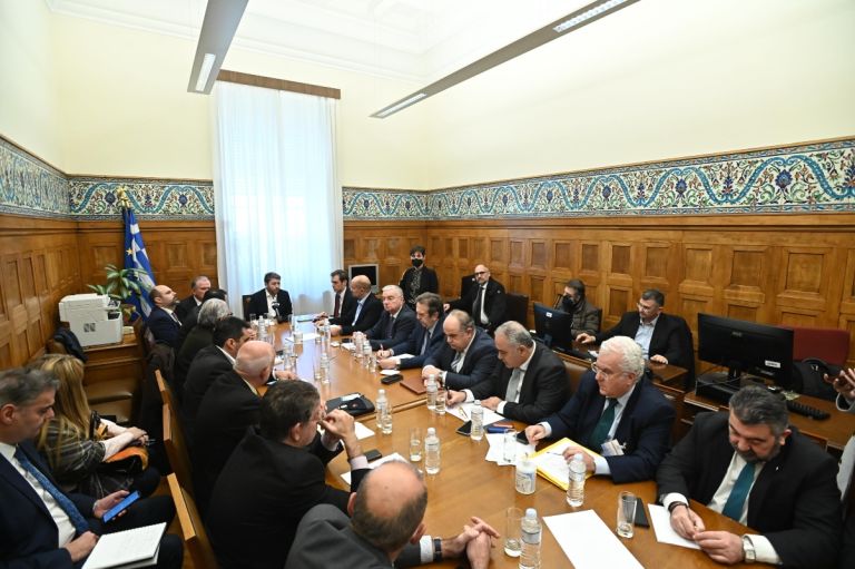 Ανδρουλάκης σε ελεύθερους επαγγελματίες: Θα καταθέσουμε τροπολογία για τις ασφαλιστικές εισφορές