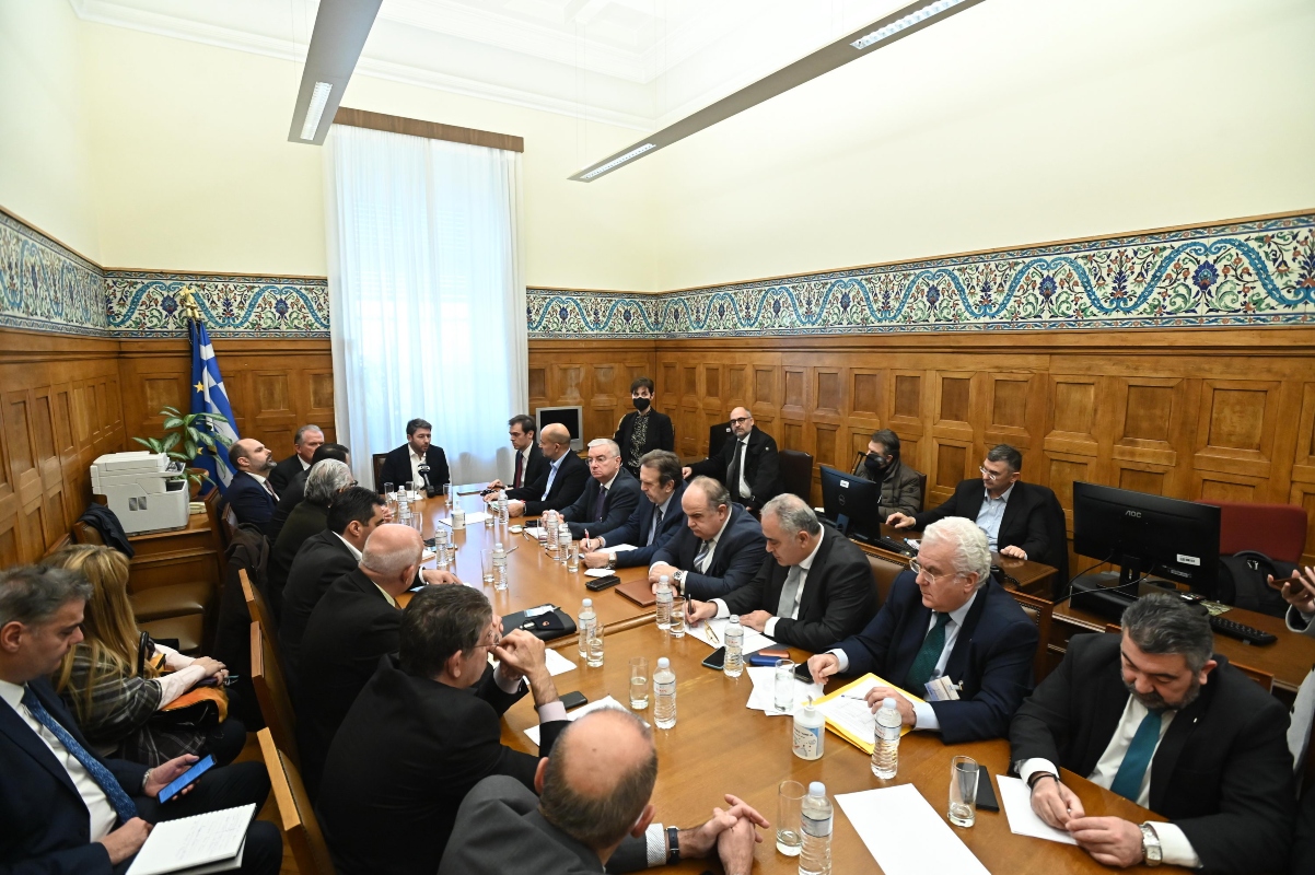 Ανδρουλάκης σε ελεύθερους επαγγελματίες: Θα καταθέσουμε τροπολογία για τις ασφαλιστικές εισφορές