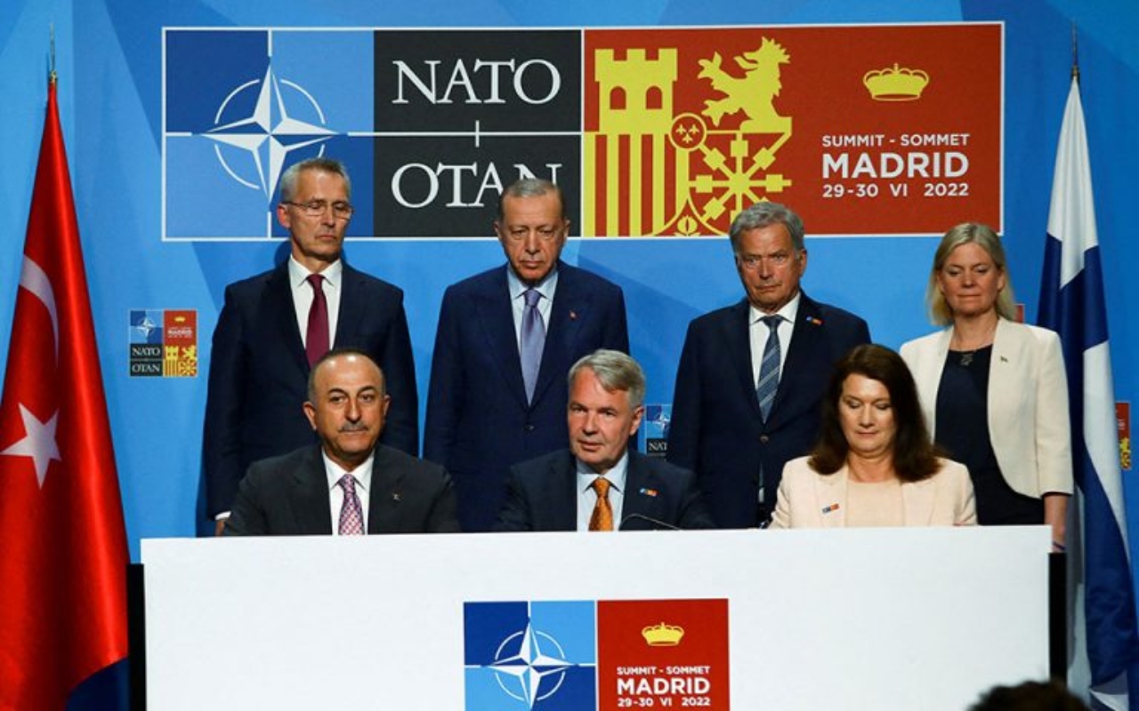 Σουηδία – Τουρκία: Ένα βήμα πριν τη ρήξη