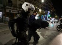 Φονεύοντας την πολιτική και πολιτικούς Φονεύοντας την πολιτική και πολιτικούς