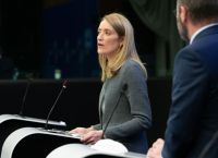 Το σύνδρομο του «γυάλινου σπιτιού» του Ευρωπαϊκού Κοινοβουλίου Το σύνδρομο του «γυάλινου σπιτιού» του Ευρωπαϊκού Κοινοβουλίου