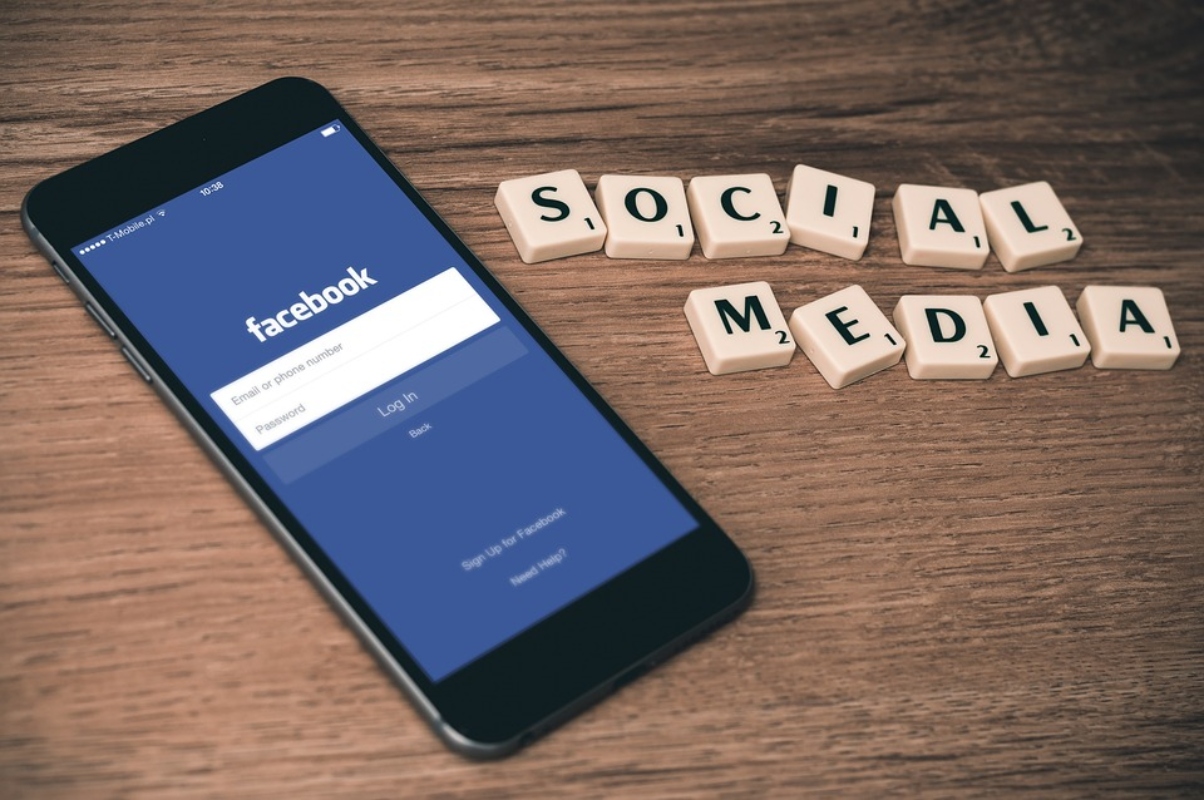 Social Media και νεολαία
