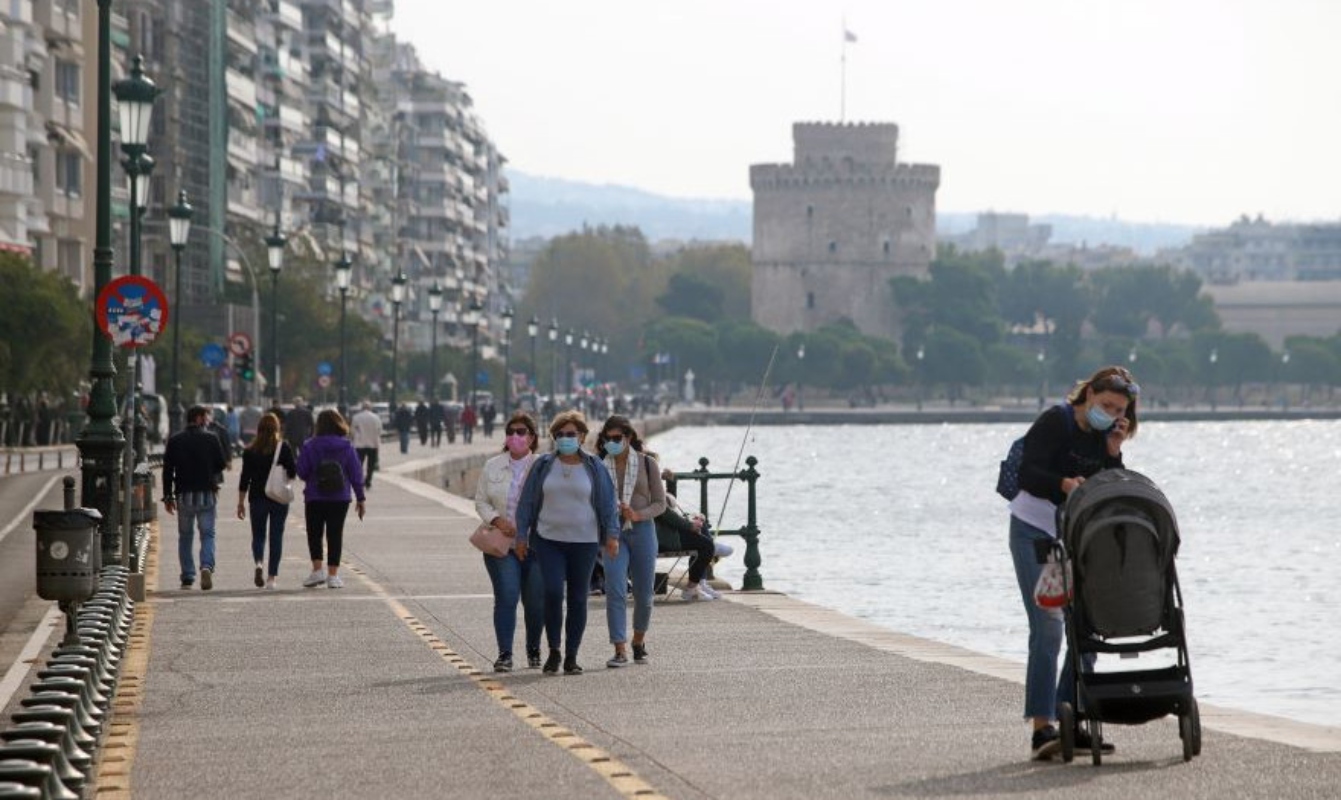 Καιρός σήμερα Δευτέρα: Λίγες τοπικές νεφώσεις