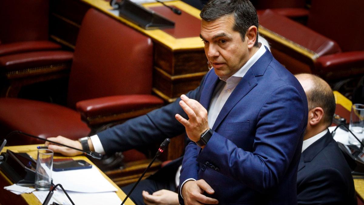 Πρόταση δυσπιστίας: Ο Τσίπρας “κατασκευάζει” μια πλαστή εικόνα, με ακατάσχετη υποσχεσιολογία