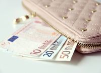Παράταση για επίδομα 1.000€: Ποιοι έχουν δικαίωμα συμμετοχής Παράταση για επίδομα 1.000€: Ποιοι έχουν δικαίωμα συμμετοχής