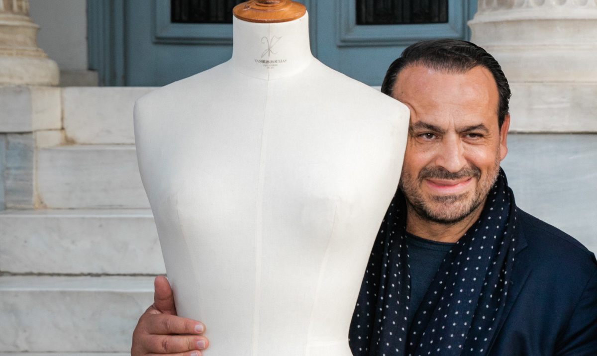 Βασίλης Ζούλιας: «Όταν μού έβγαλαν τις χειροπέδες, για να χαιρετήσω τη μητέρα μου, έπεσα στο κενό» [vid]