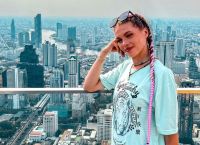 Γαλλία: Θα κάνει ευθανασία η 23χρονη Ολυμπί, γιατί πάσχει από διαταραχή ταυτότητας Γαλλία: Θα κάνει ευθανασία η 23χρονη Ολυμπί, γιατί πάσχει από διαταραχή ταυτότητας